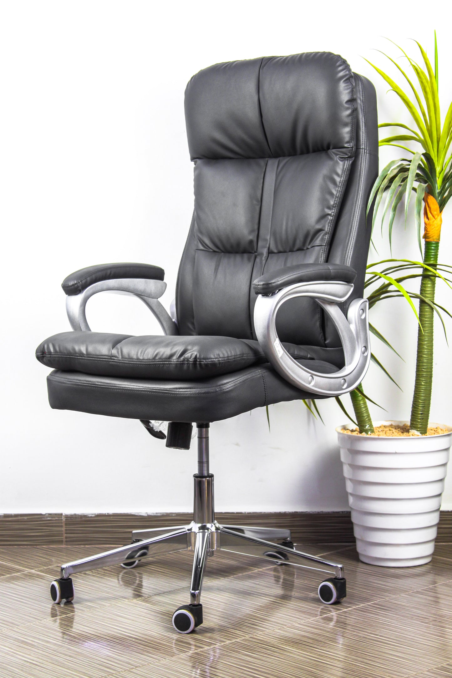 CHAISE RESPONSABLE GF 05