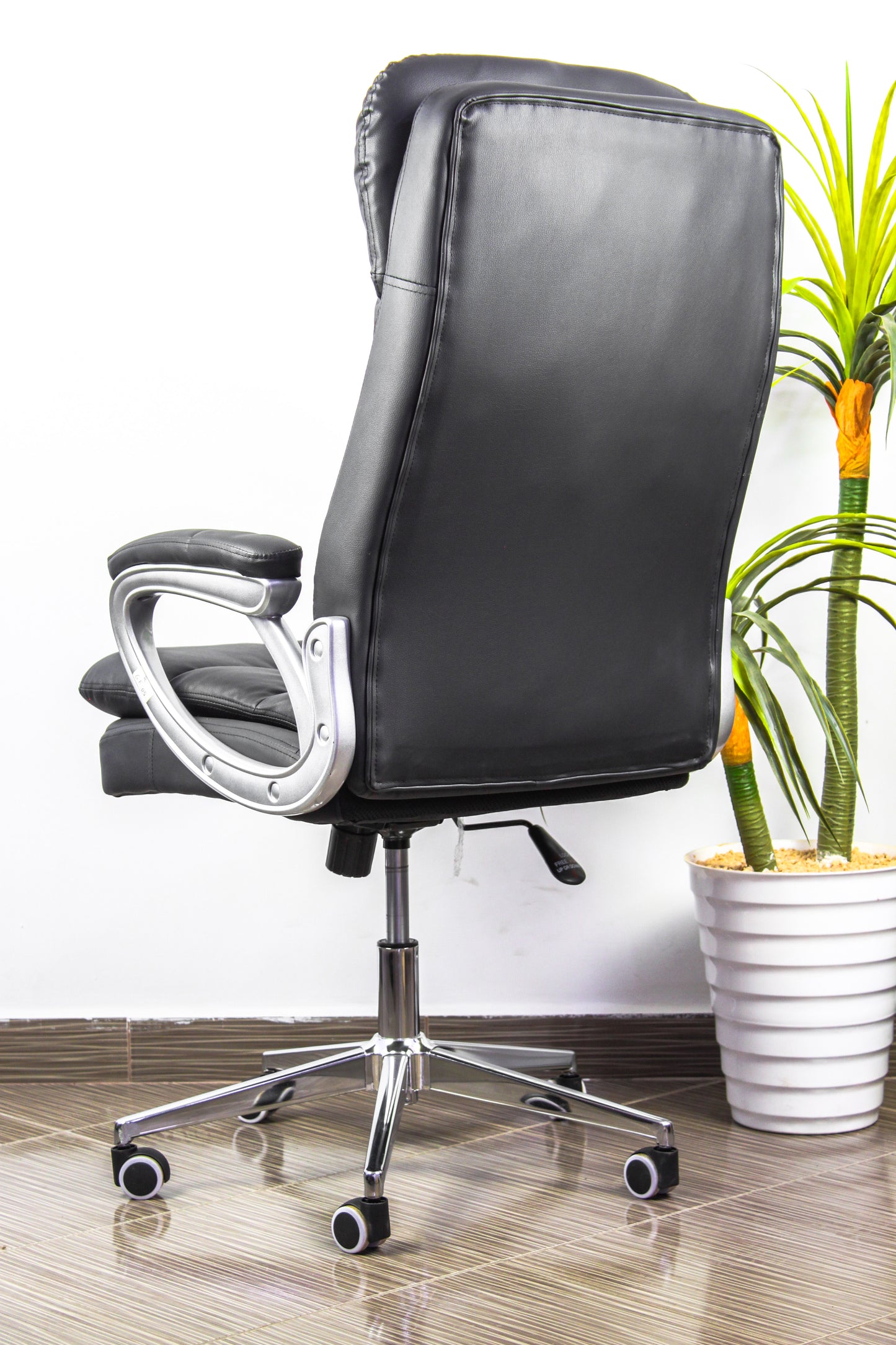 CHAISE RESPONSABLE GF 05