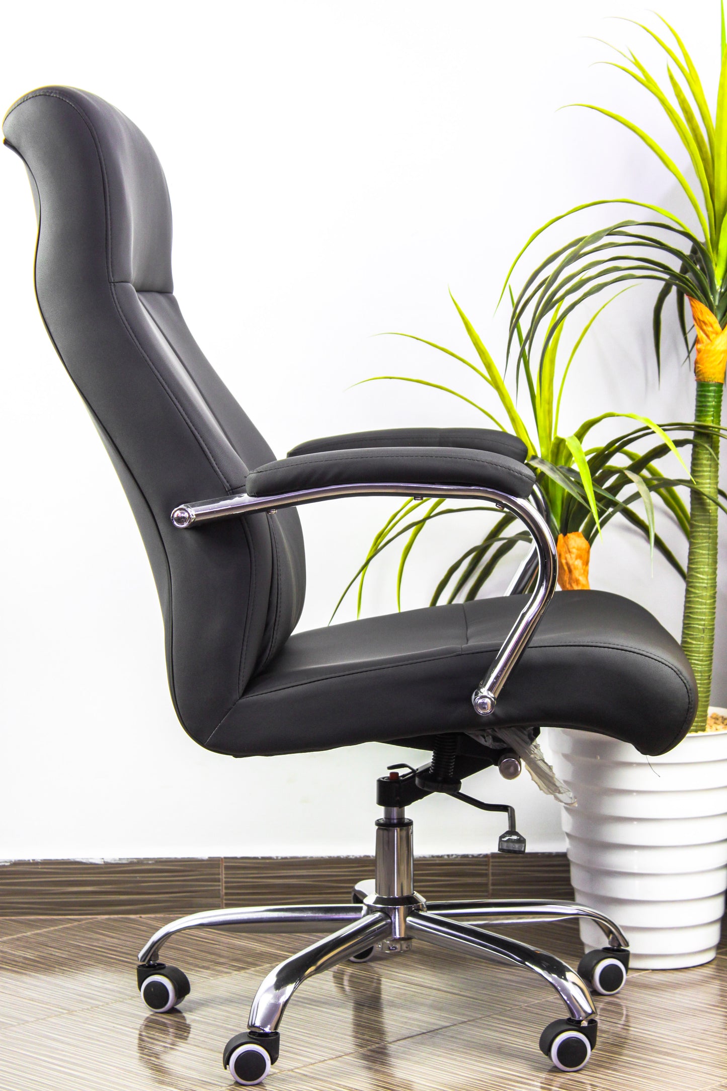CHAISE RESPONSABLE T612