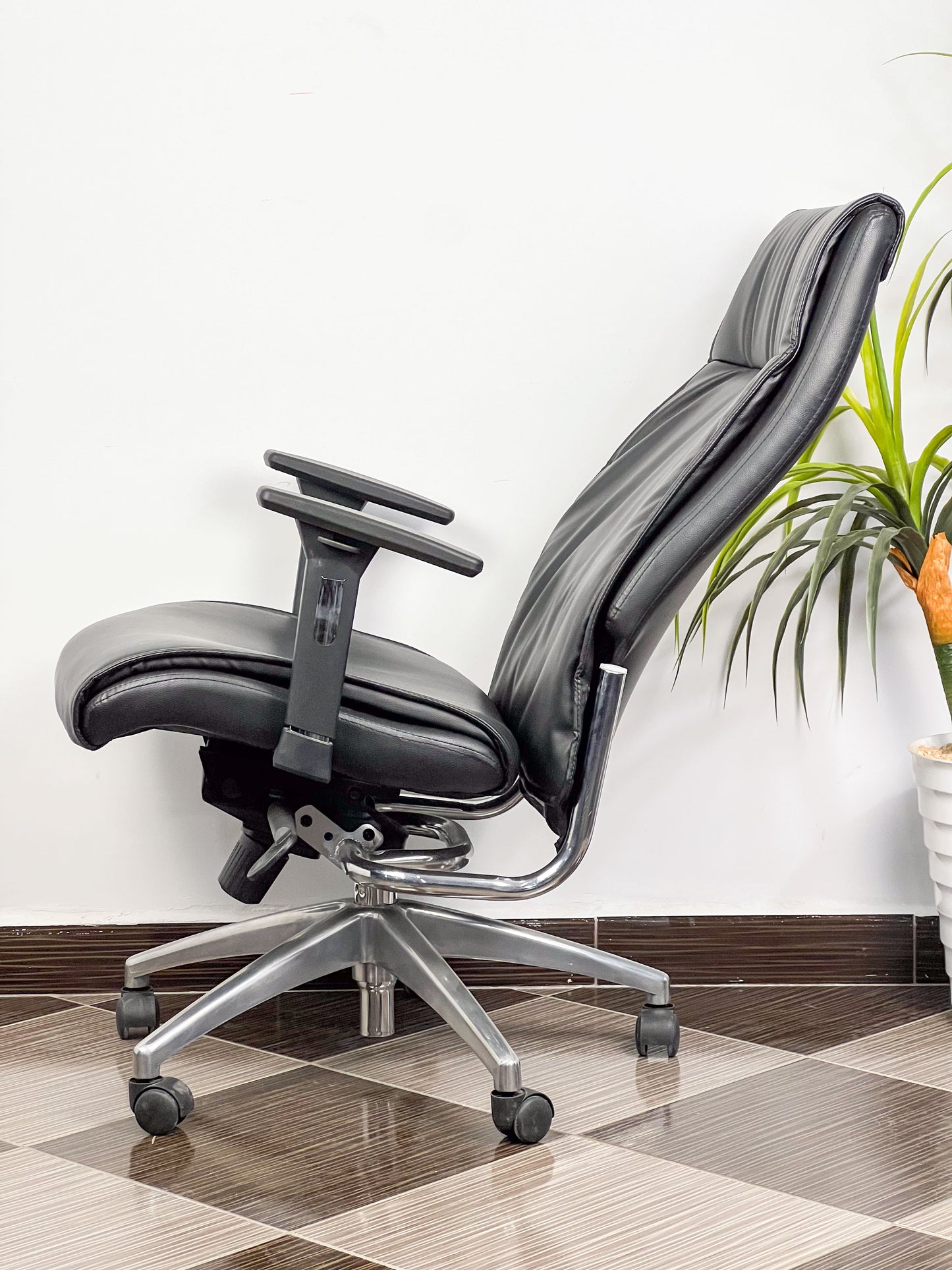 FAUTEUIL DIRECTIONNEL 2048