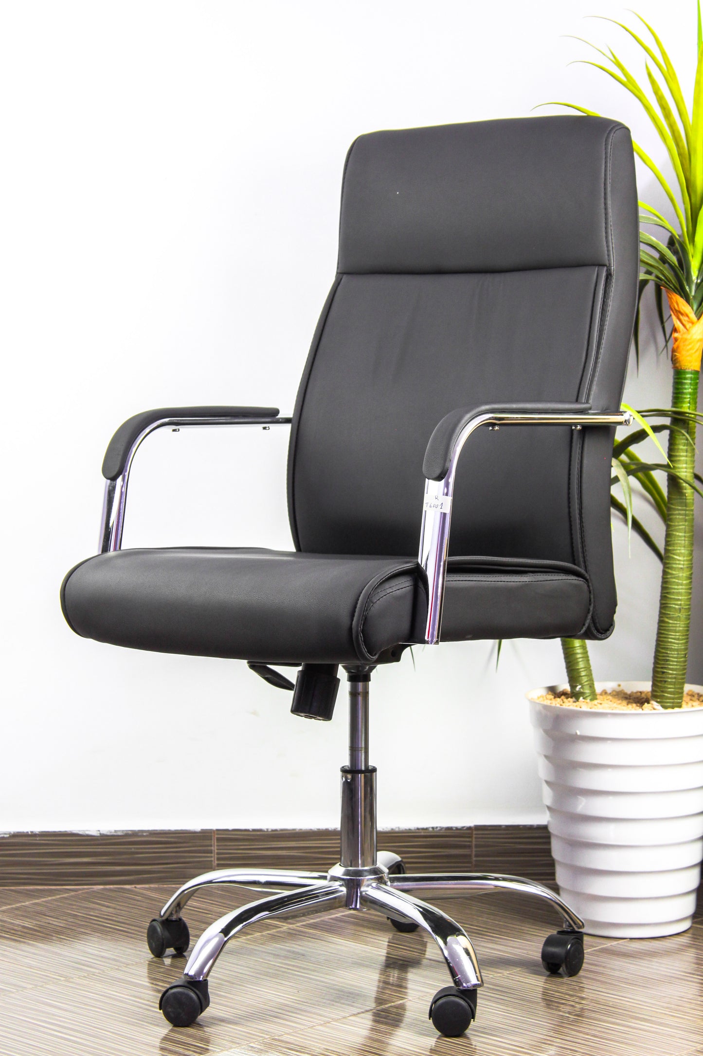 CHAISE RESPONSABLE T6001