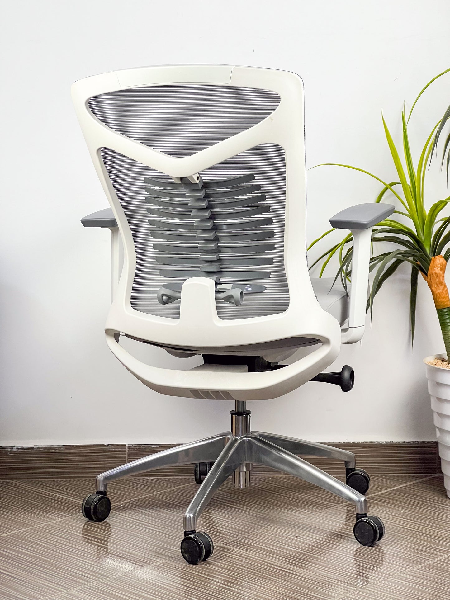 CHAISE ERGONOMIQUE HZ 2502 G