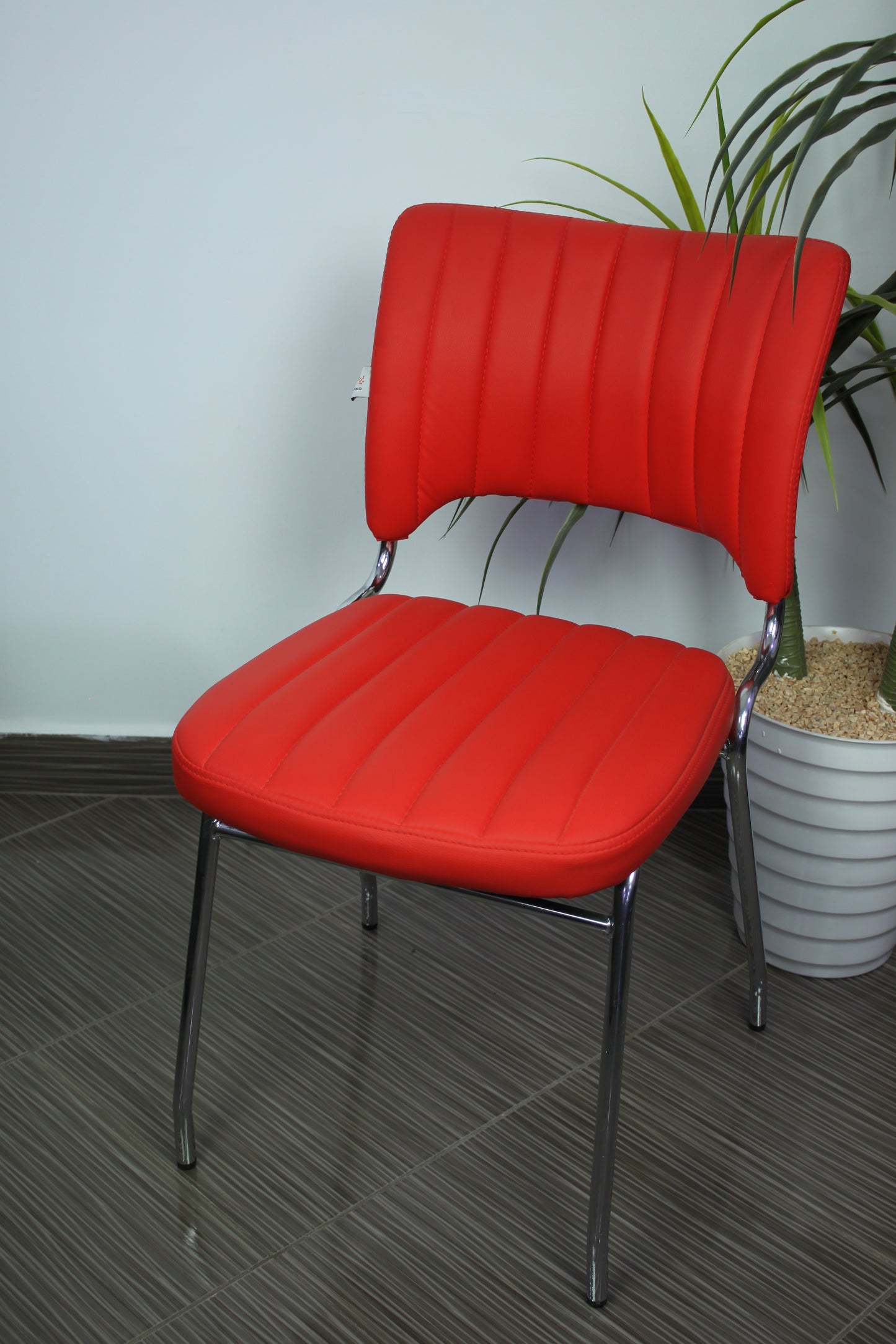 CHAISE VISITEUR NOIR 123