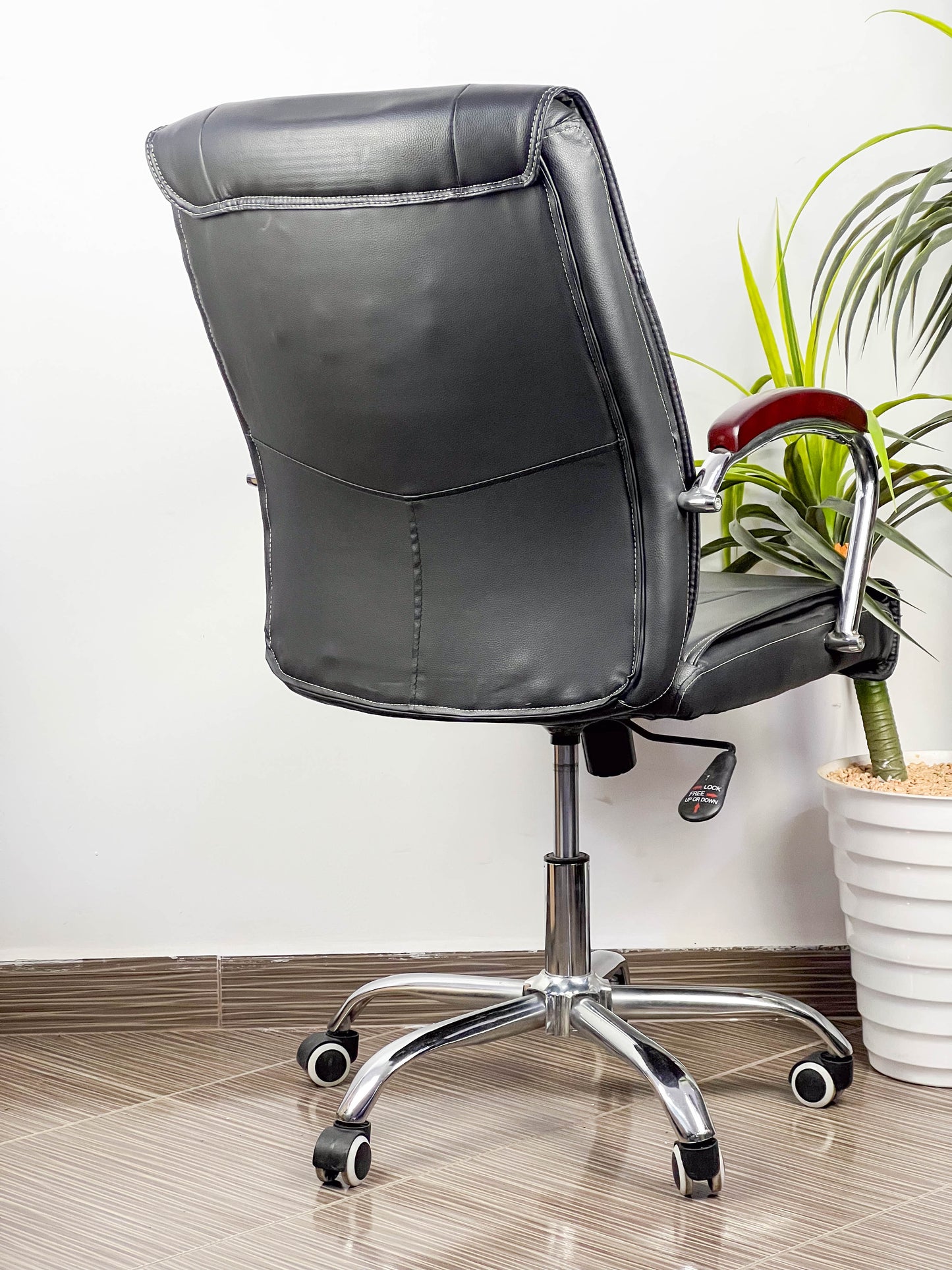 CHAISE OPERATEUR 2060