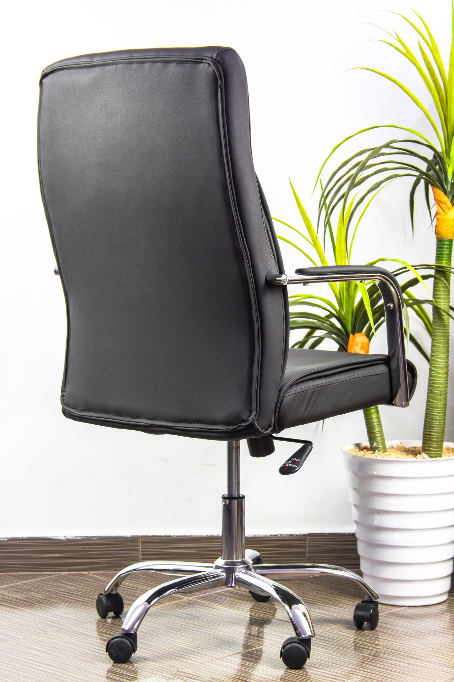 CHAISE RESPONSABLE T6001