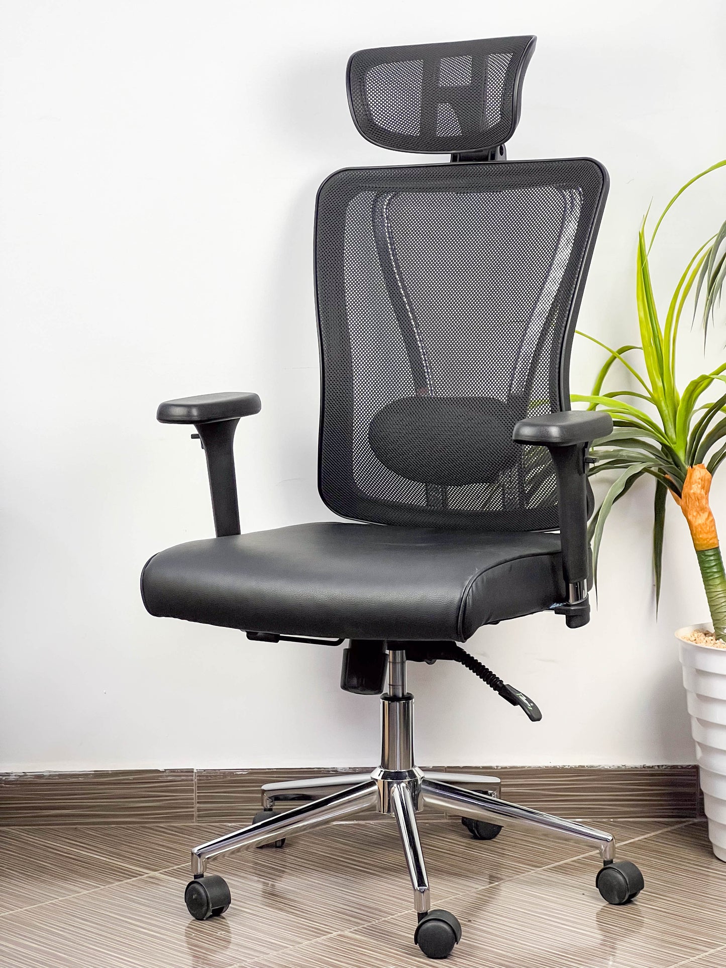 CHAISE ERGONOMIQUE 874