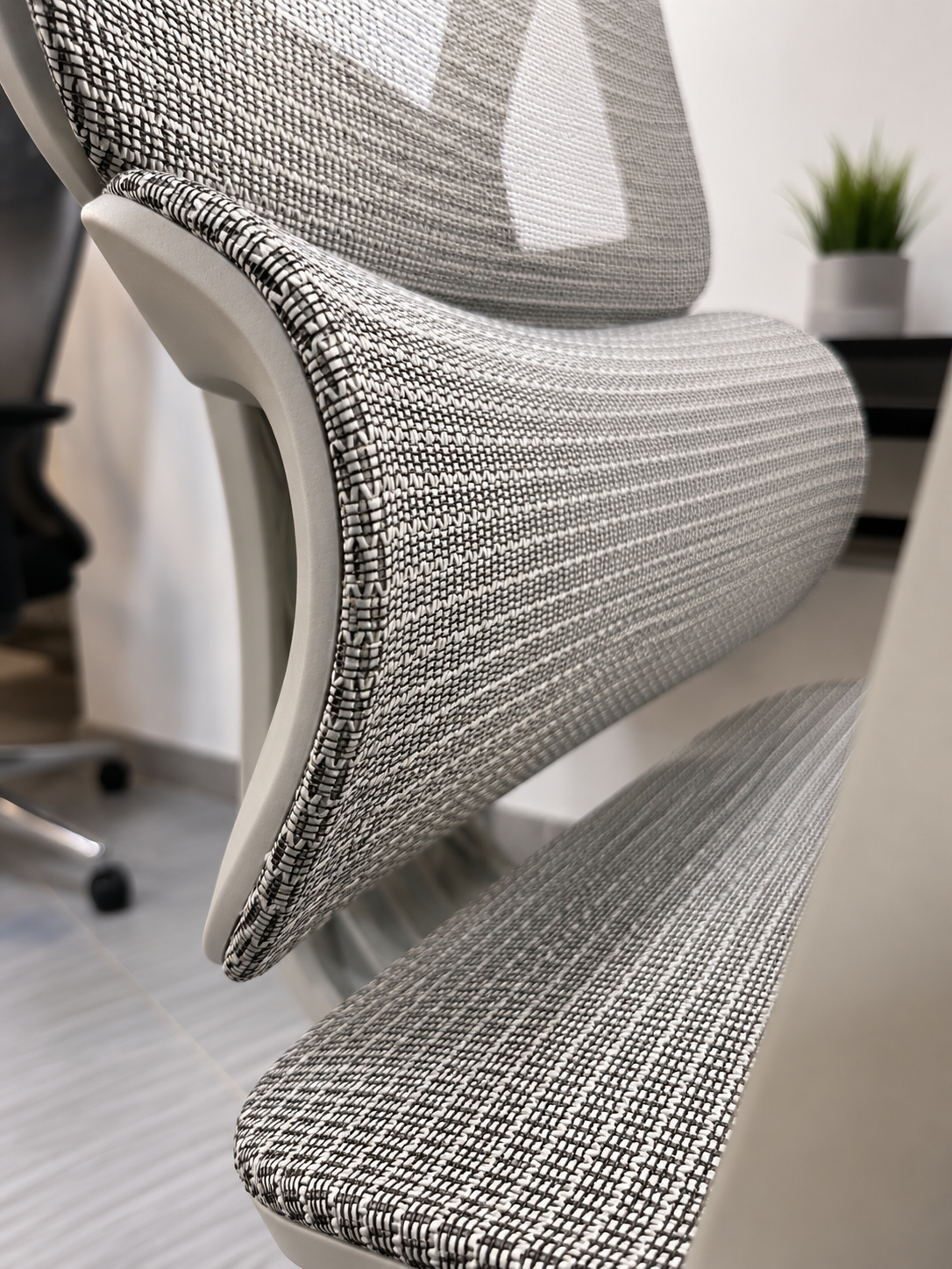 CHAISE ERGONOMIQUE COSMOS
