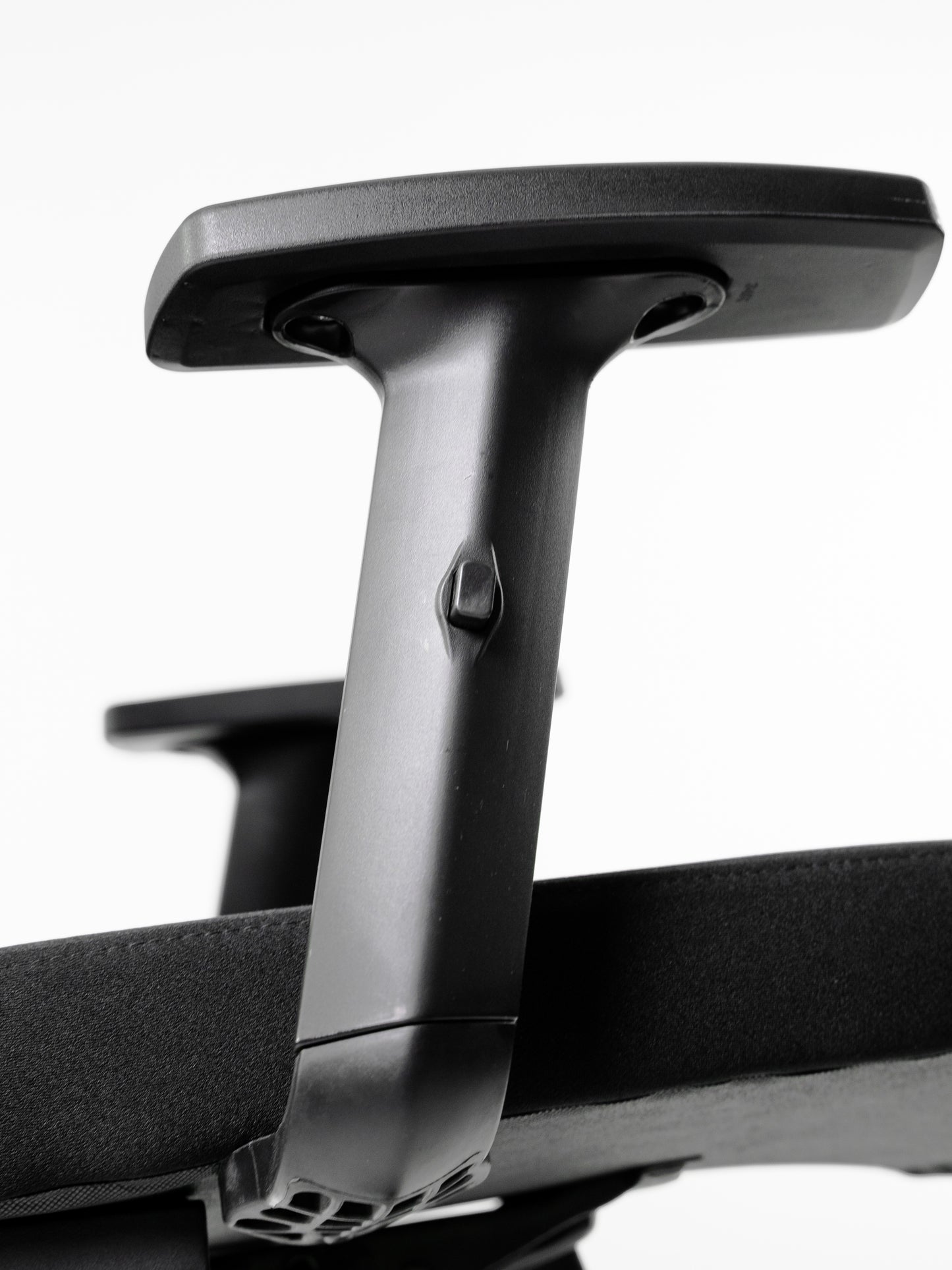 CHAISE ERGONOMIQUE B82