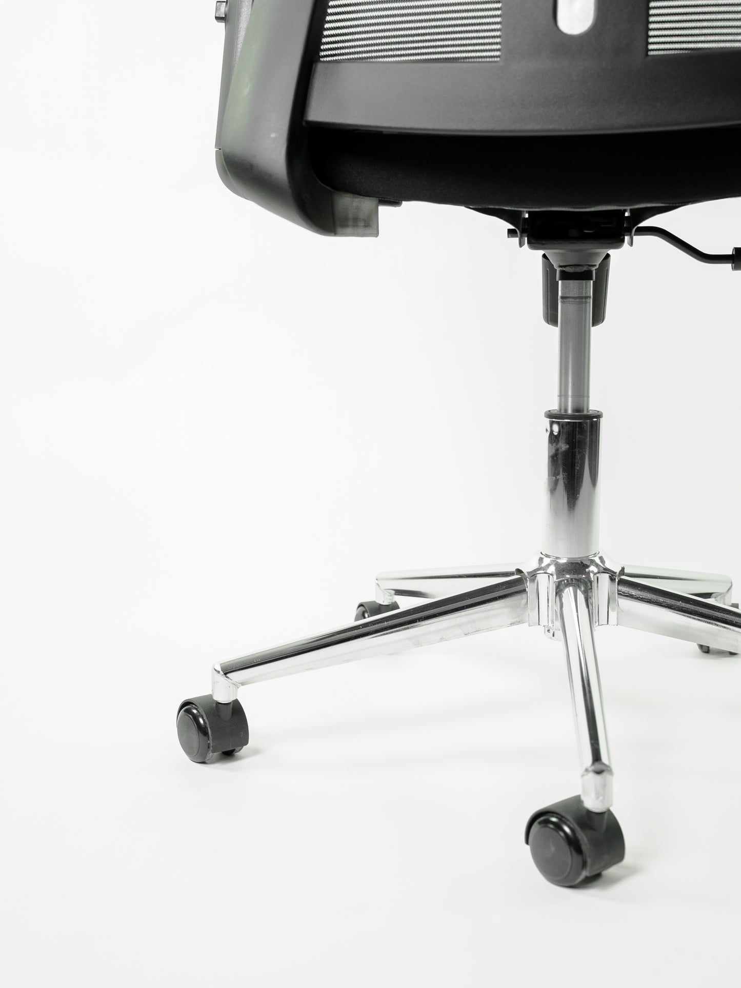 CHAISE ERGONOMIQUE B82